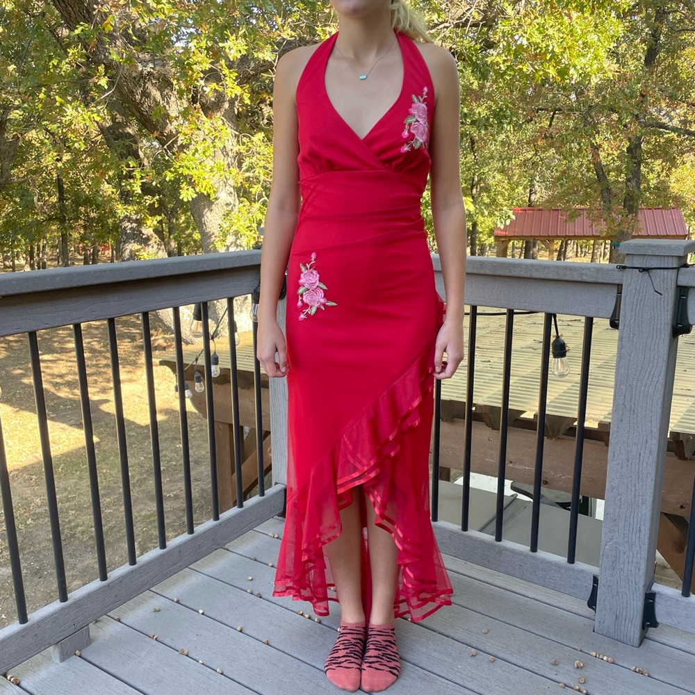 Rebecca’s dress size XS red